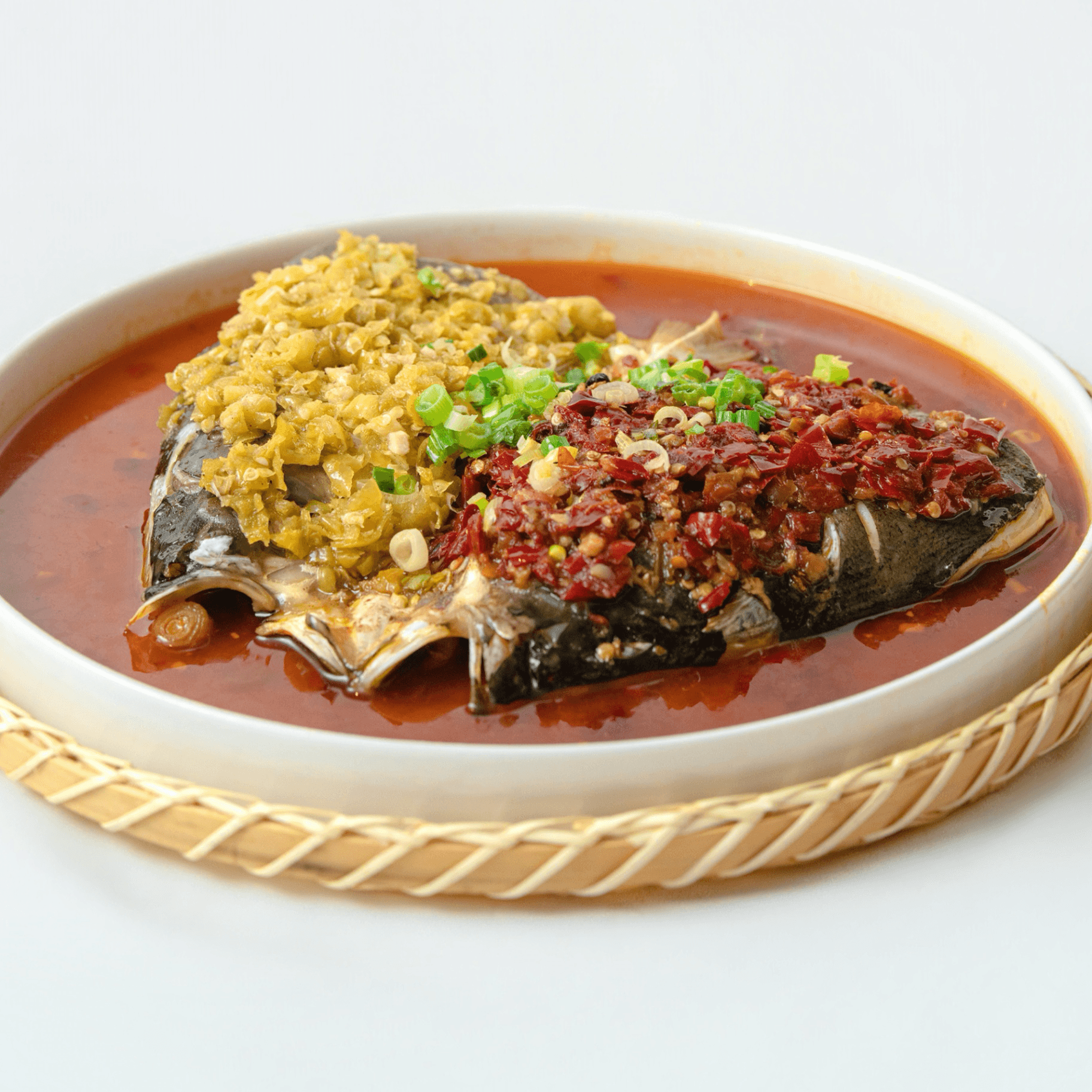Chopped Chili Fish Head (Bone-in) 双椒魚頭(带骨)